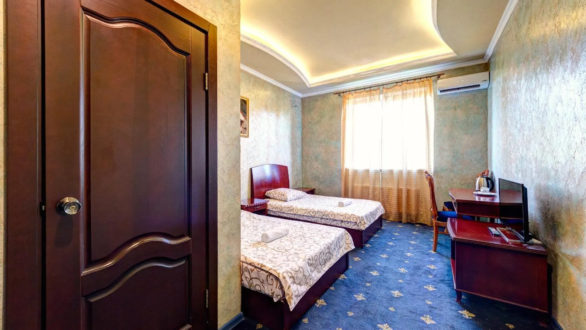 Hotel Kiev Lomakin 4*,  Oekraïne